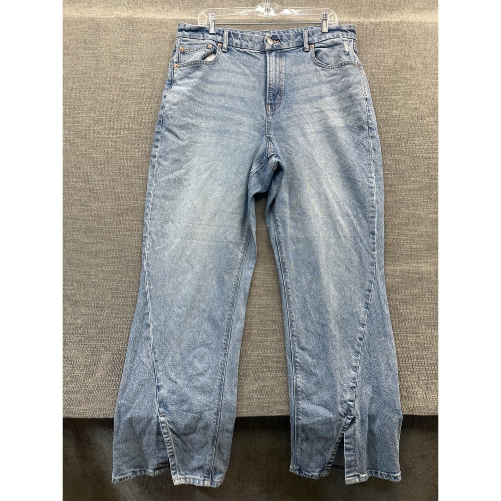 American Eagle Outfitters Curvy Light Wash 90’s Boot Cut Jeans 16 Long